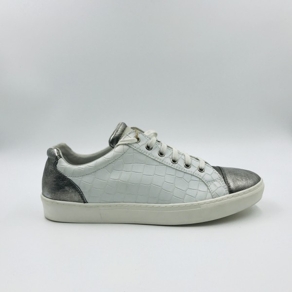 Handmade Shoes Low White Coco leather and Silver